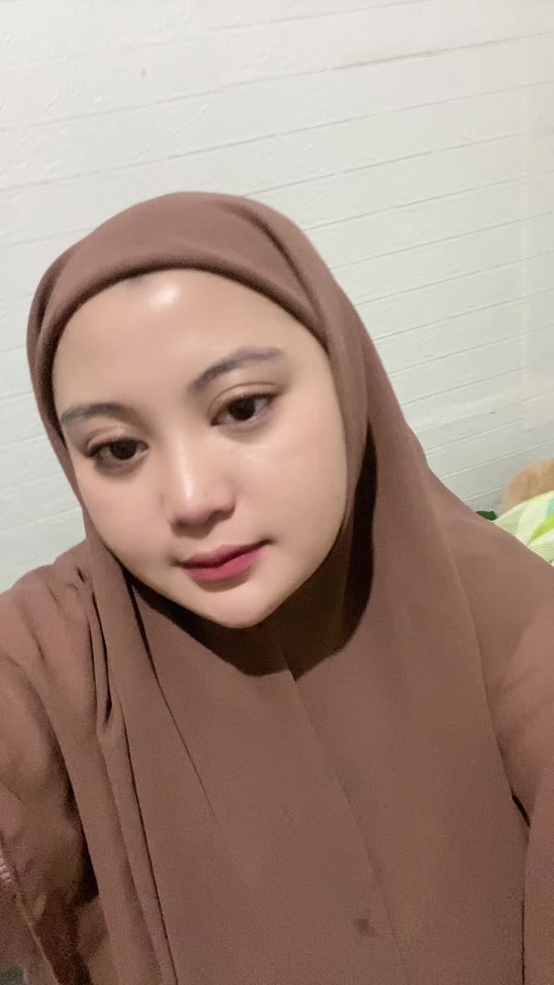 @Nadya Arison