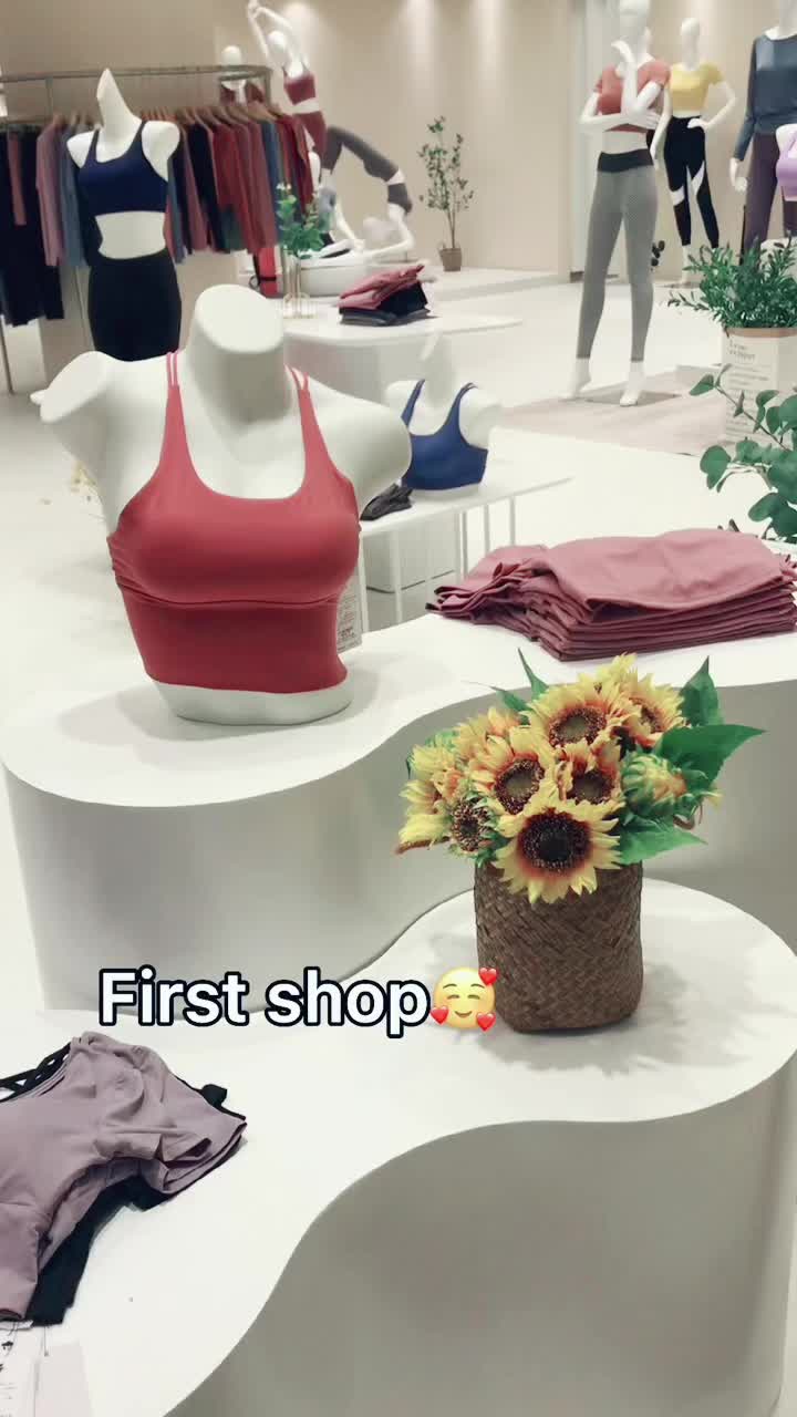 @kelly_outfits