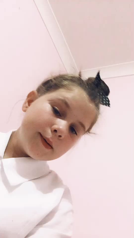 @Claire Halpin🤪💘