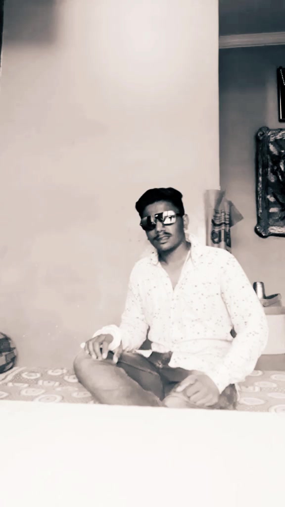 @"Divy Joshi" 🇮🇳