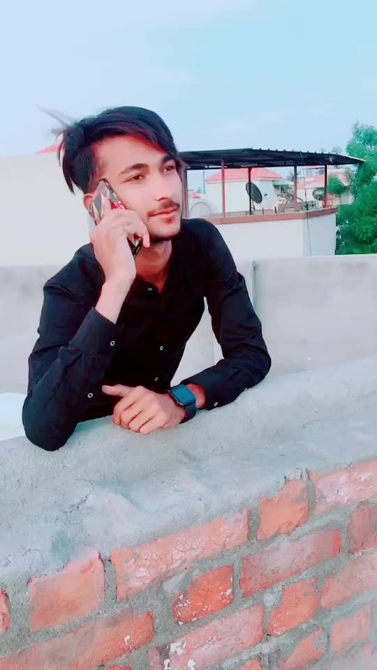 @mr_aakil__