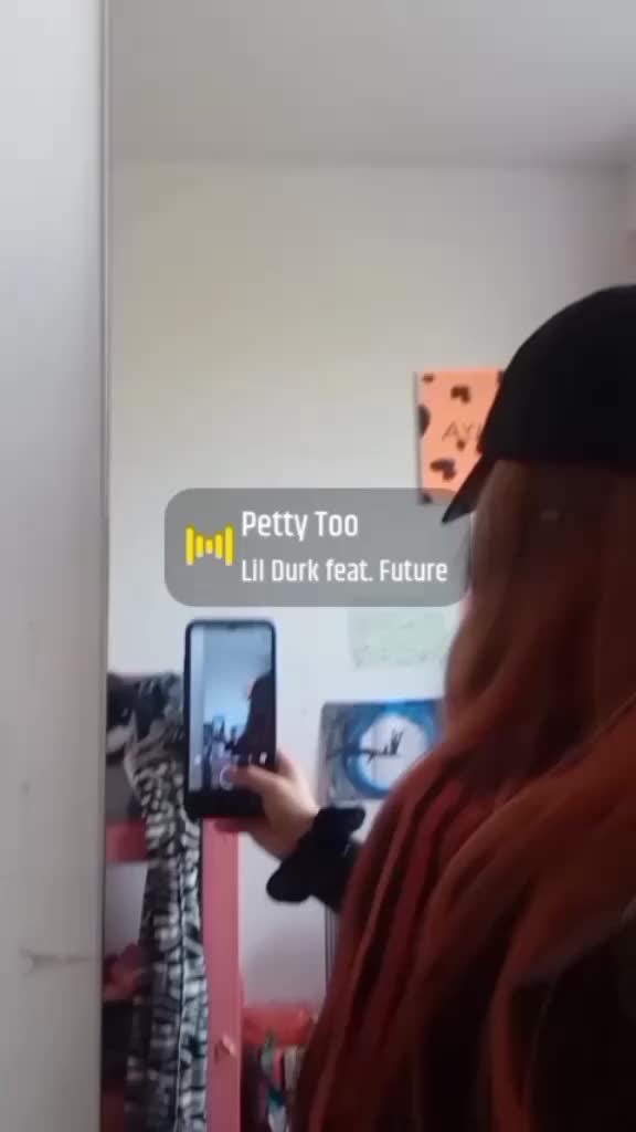 @(: <3