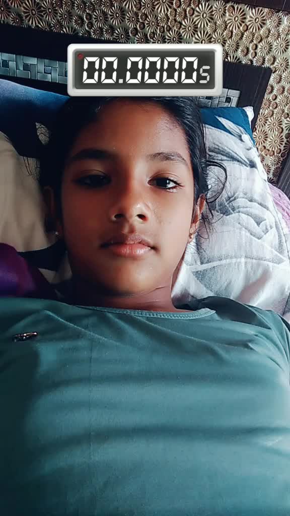 @Priyanka🤓🤓💩🙀