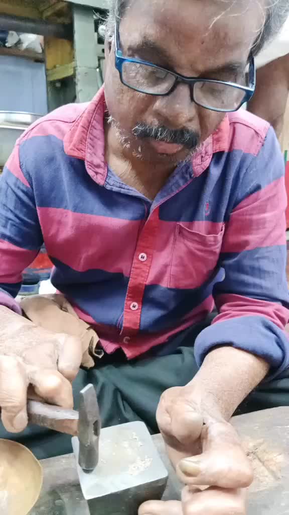 @018332 சேலம் முத்து