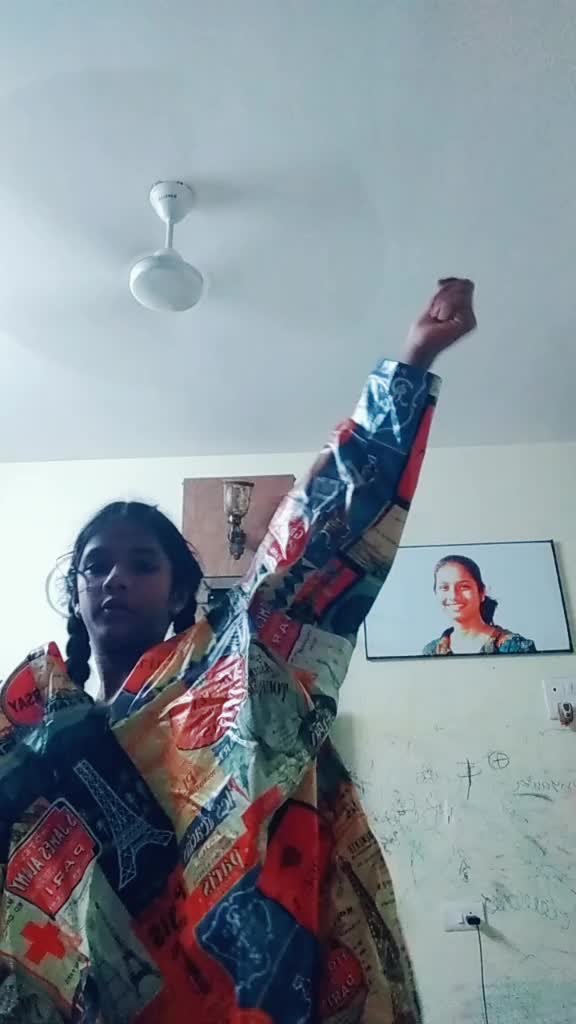 @Priyanka🤓🤓💩🙀