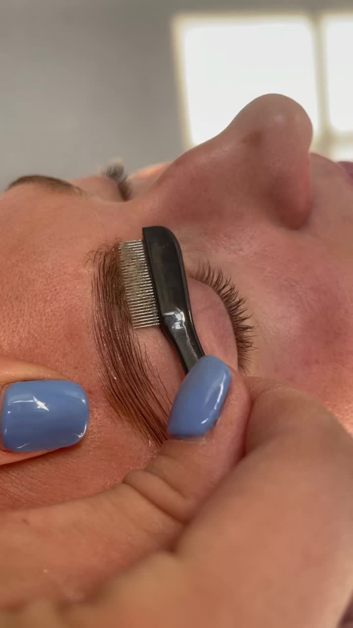 @byelliebeauty
