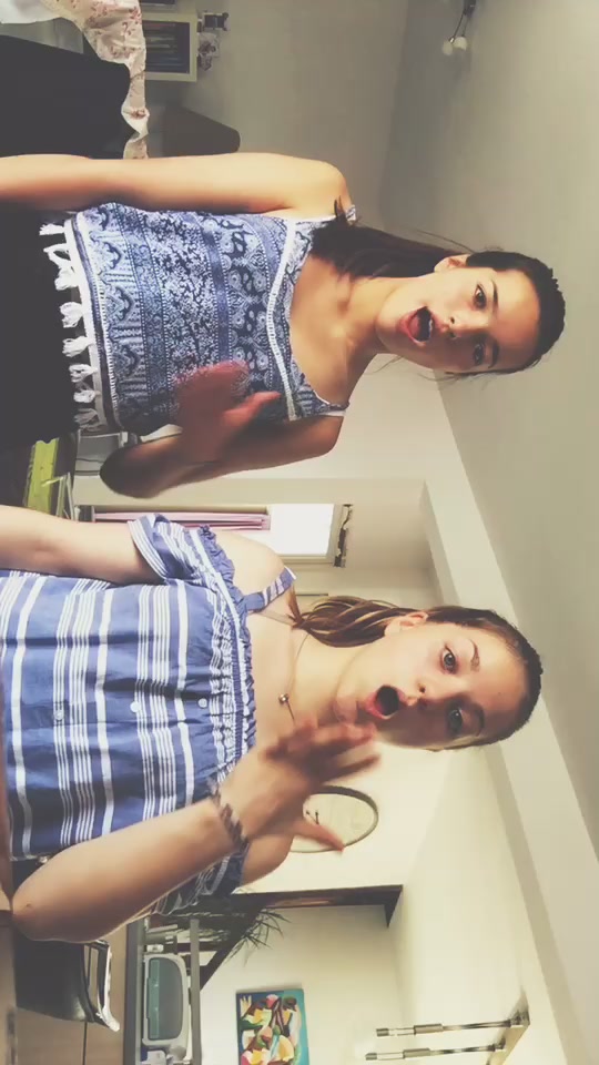 @louna & léonie🍿