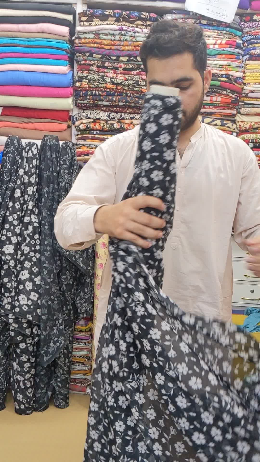 @Ladies Nayab Fabric 👗