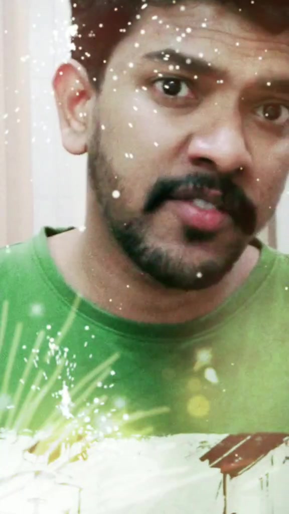 @ഉണ്ണി™ 😎