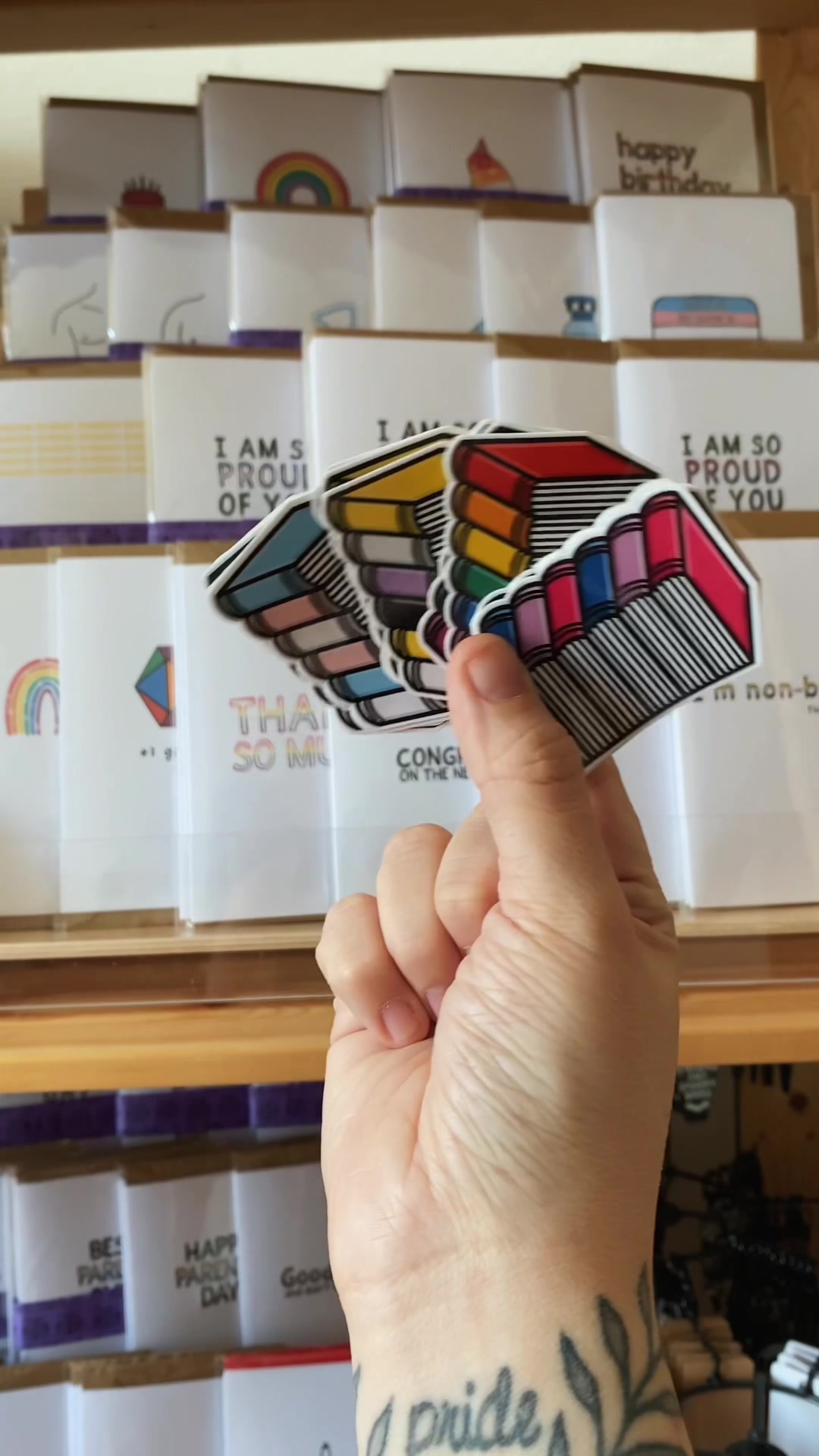 @Shauna 🏳️🌈 ThatQueerCardCo