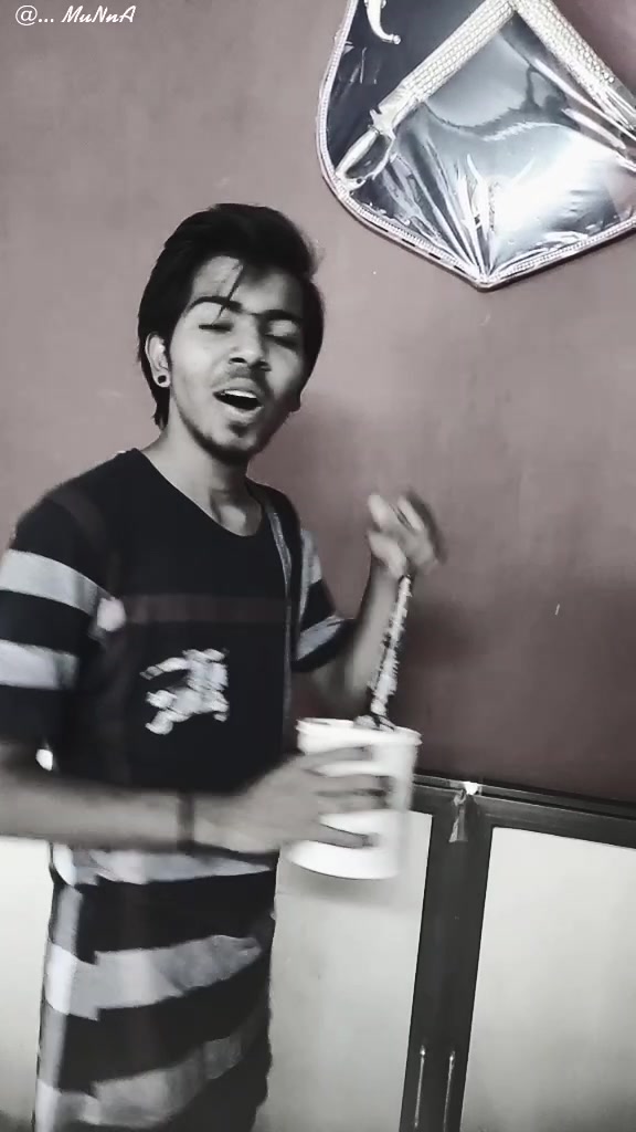 @HAT b0Y