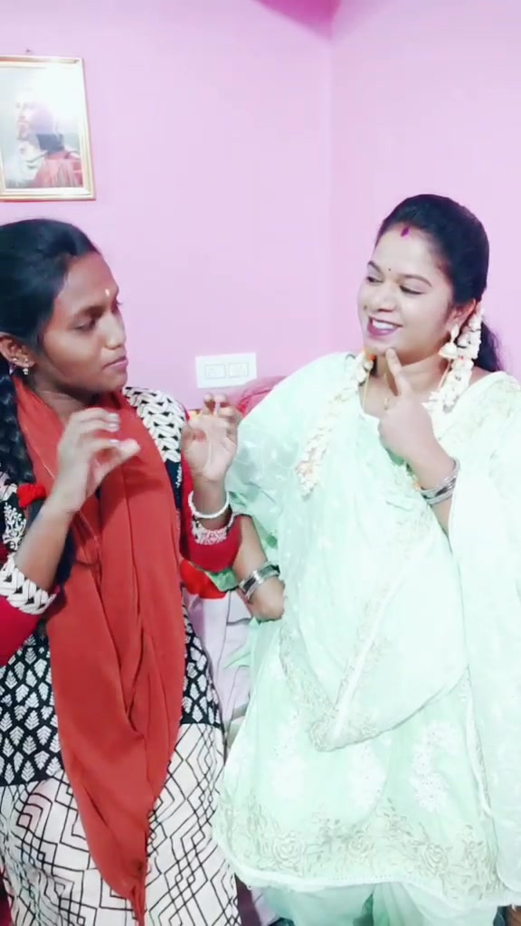@Ronikittyhasini