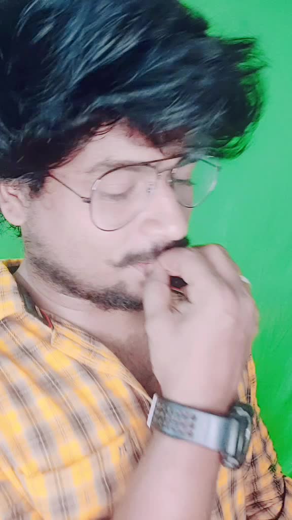 @💕Karthik🐳✌
