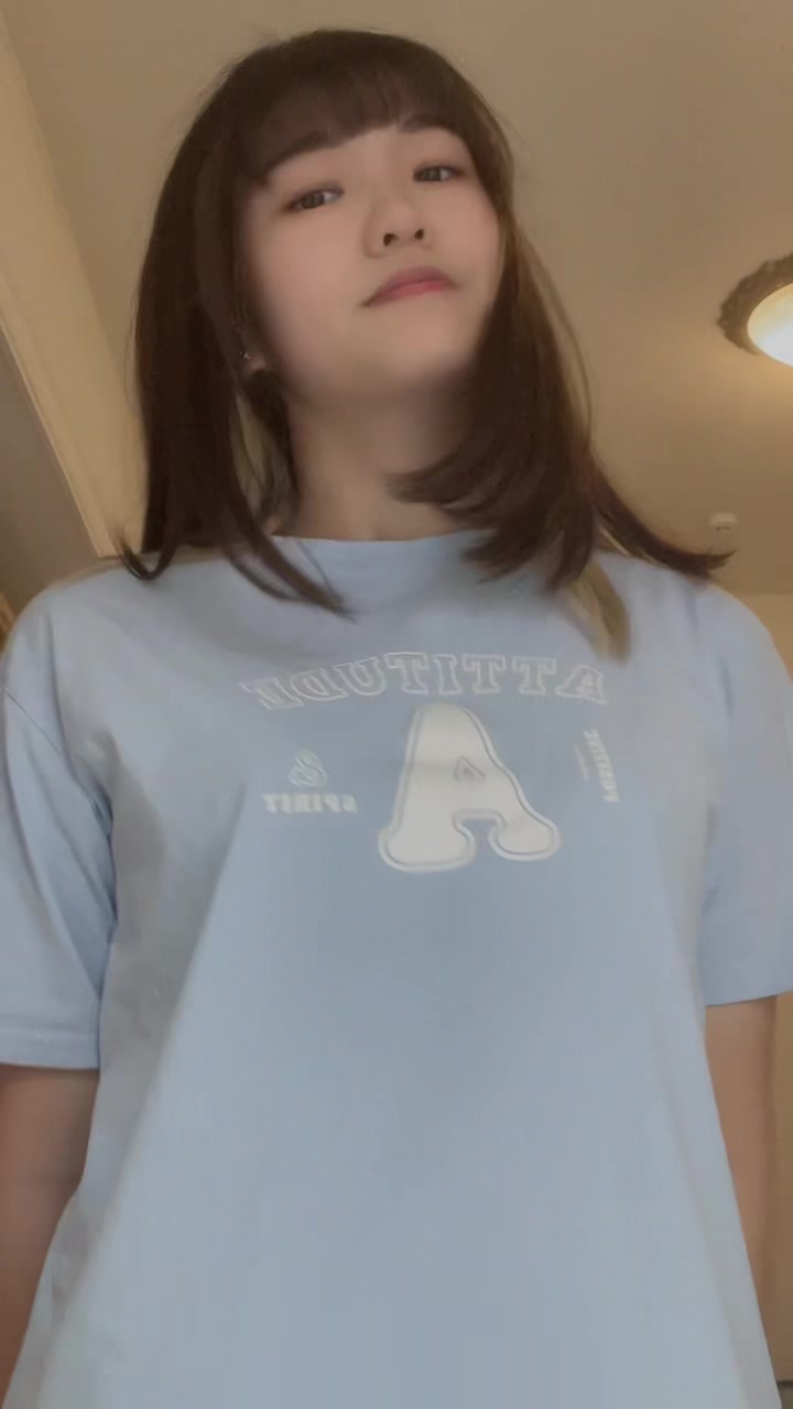 @被咬一口的衣服