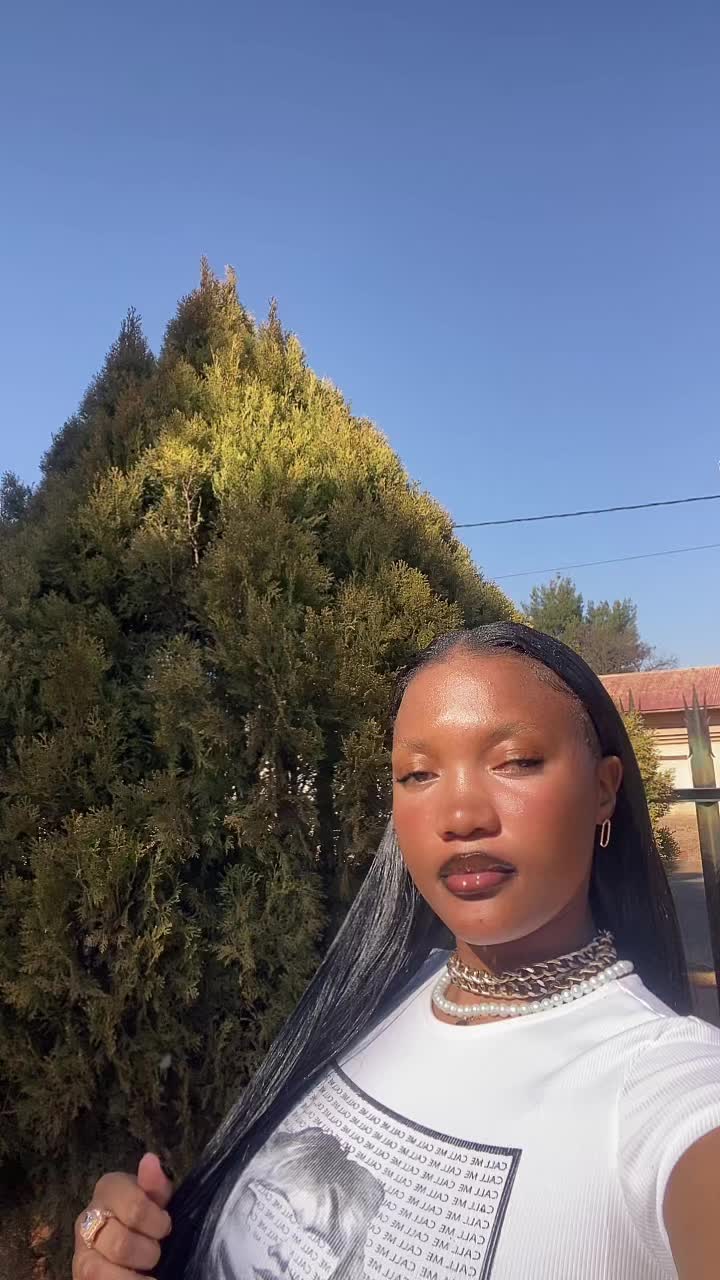 @thethronee