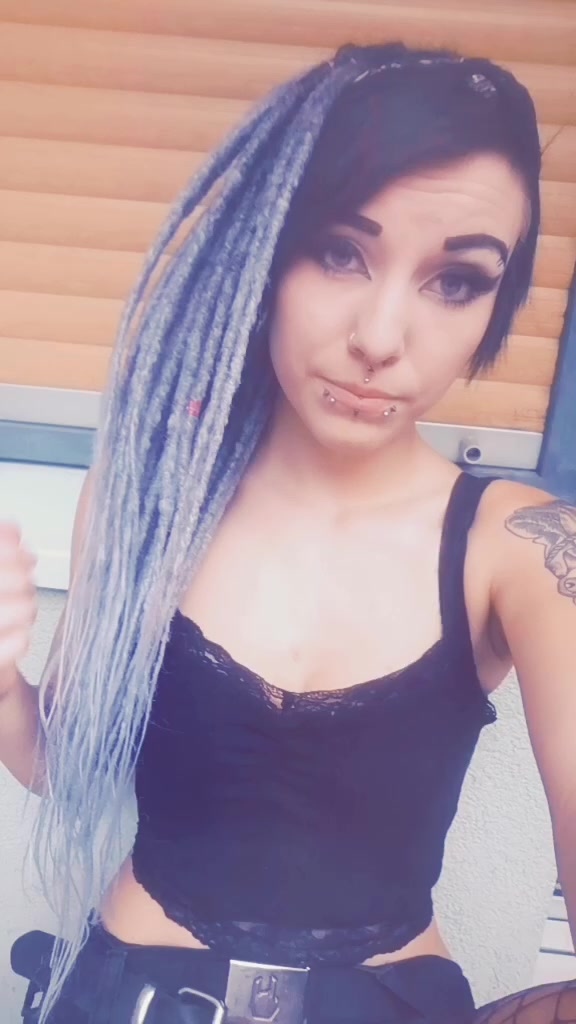 @Anja Mortissa