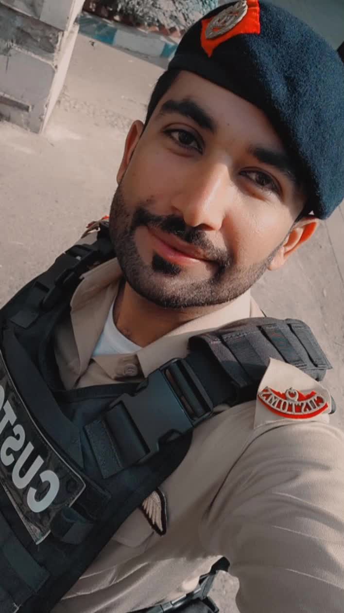 @Abid Ali Sumalani zb