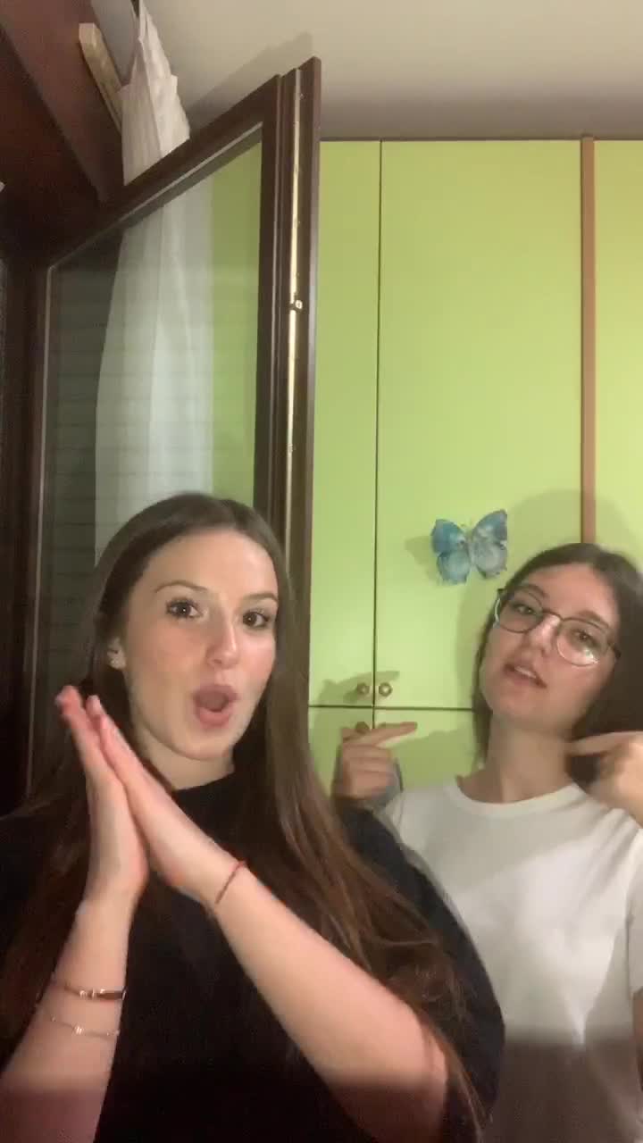 @lucyvitiello