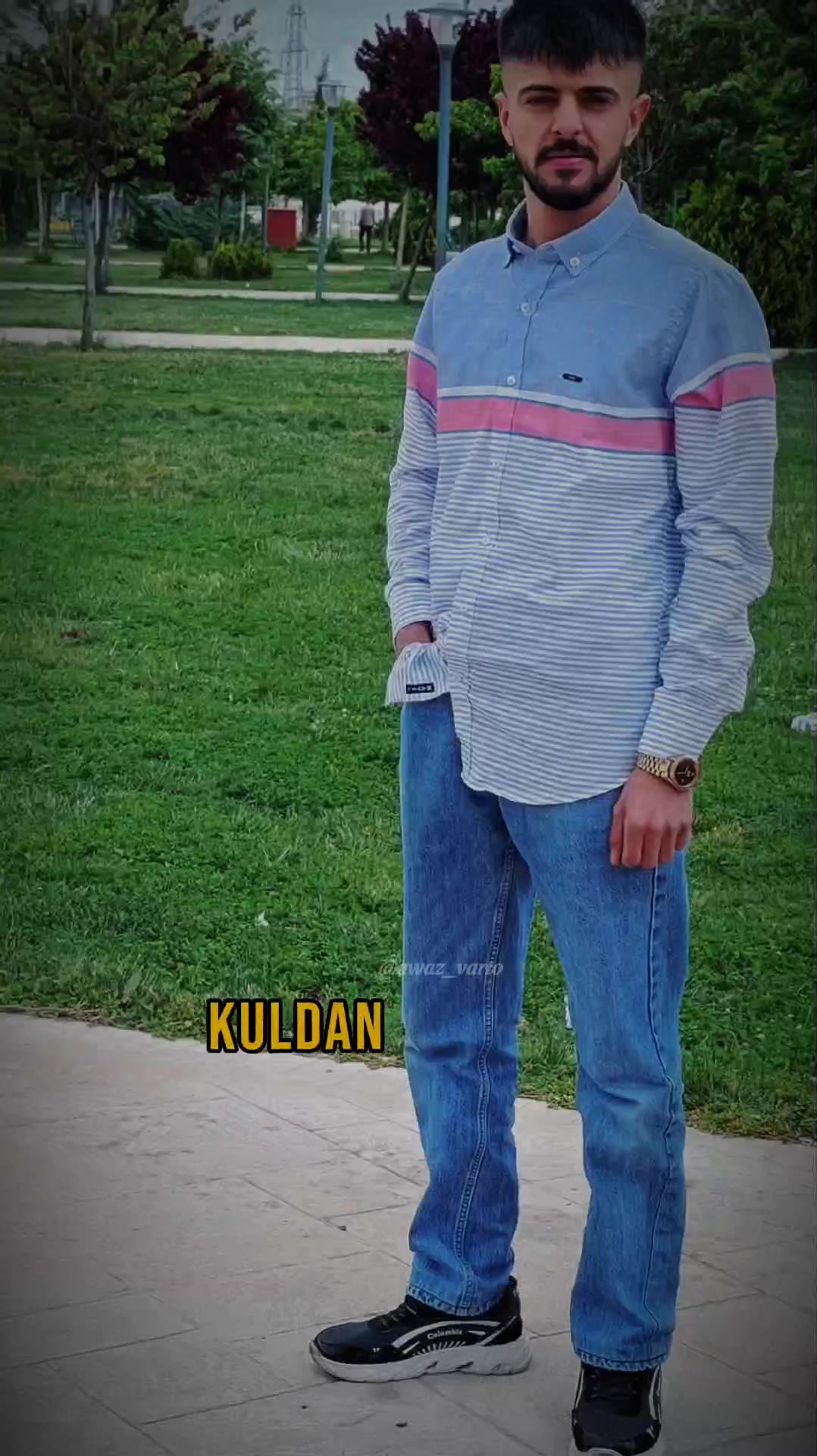 @🦅