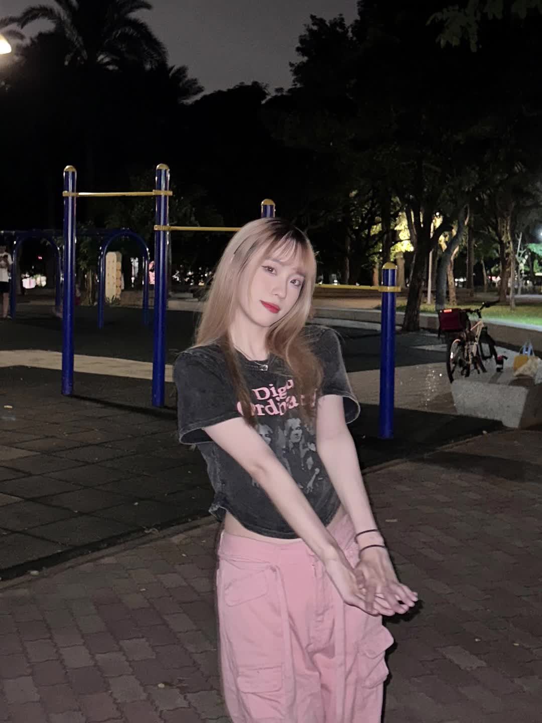 @古古𝜗𝜚.˚⋆