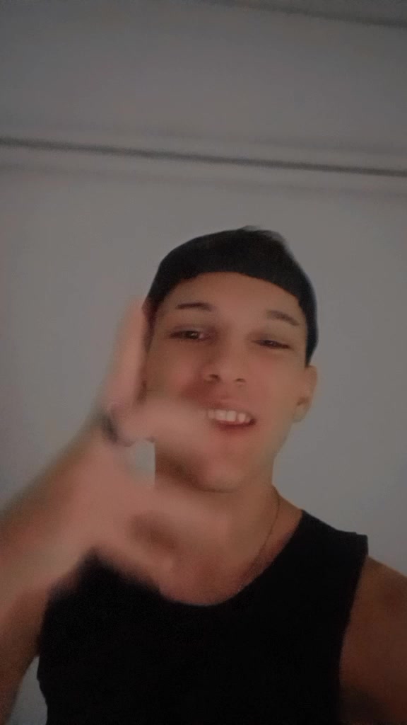 @👻