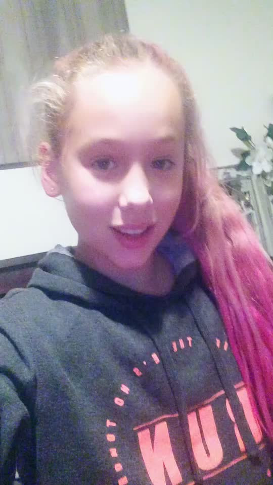 @Blondeeeeeee