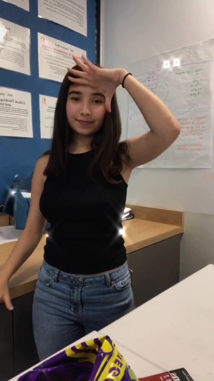 @Ashley 👅