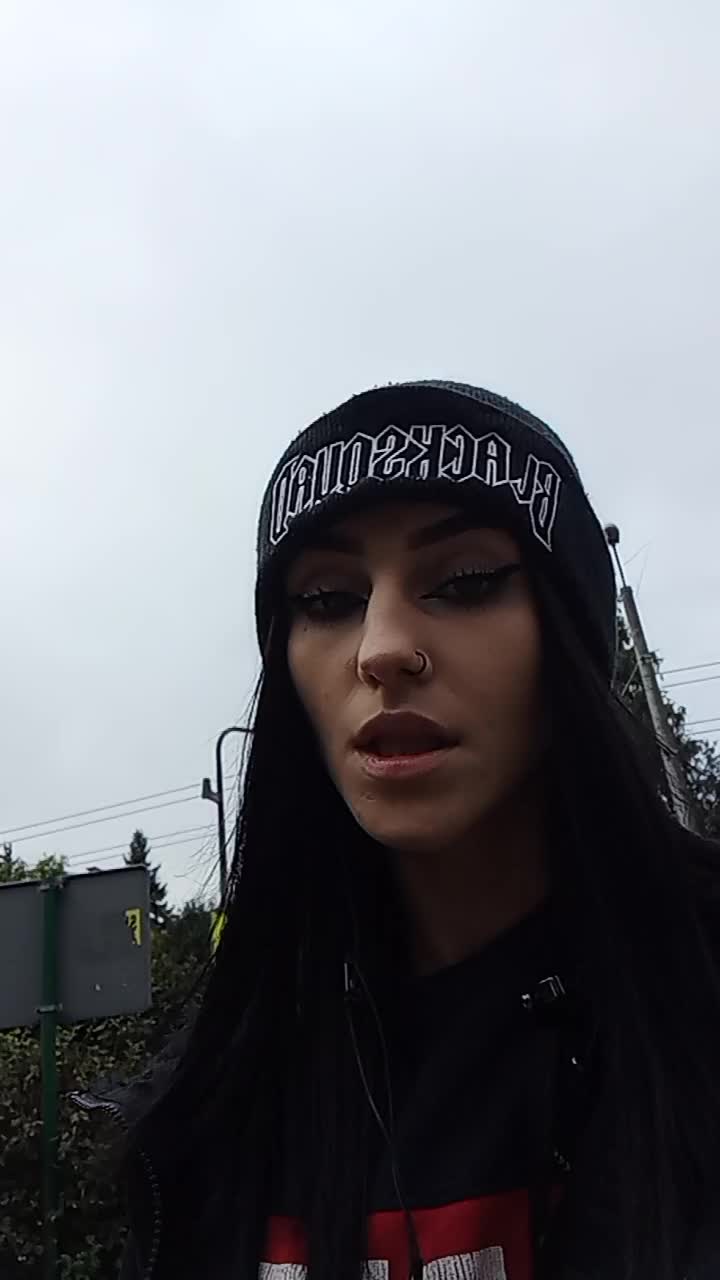 @Powęzkaa❤️