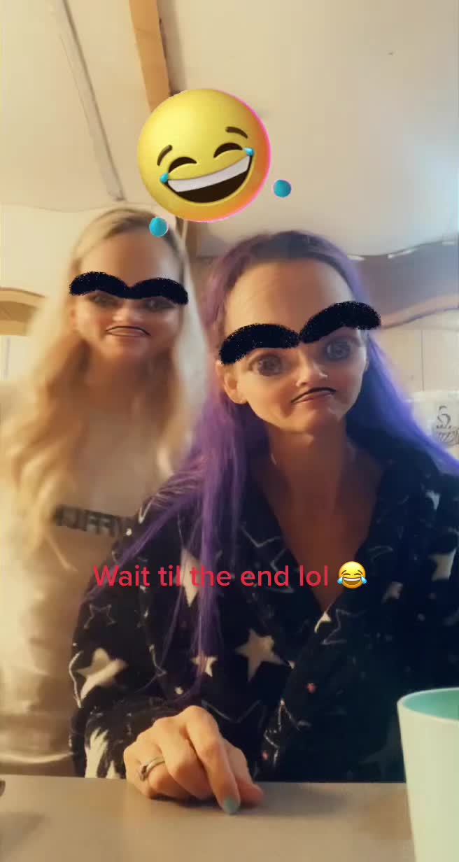 @momwifelife77