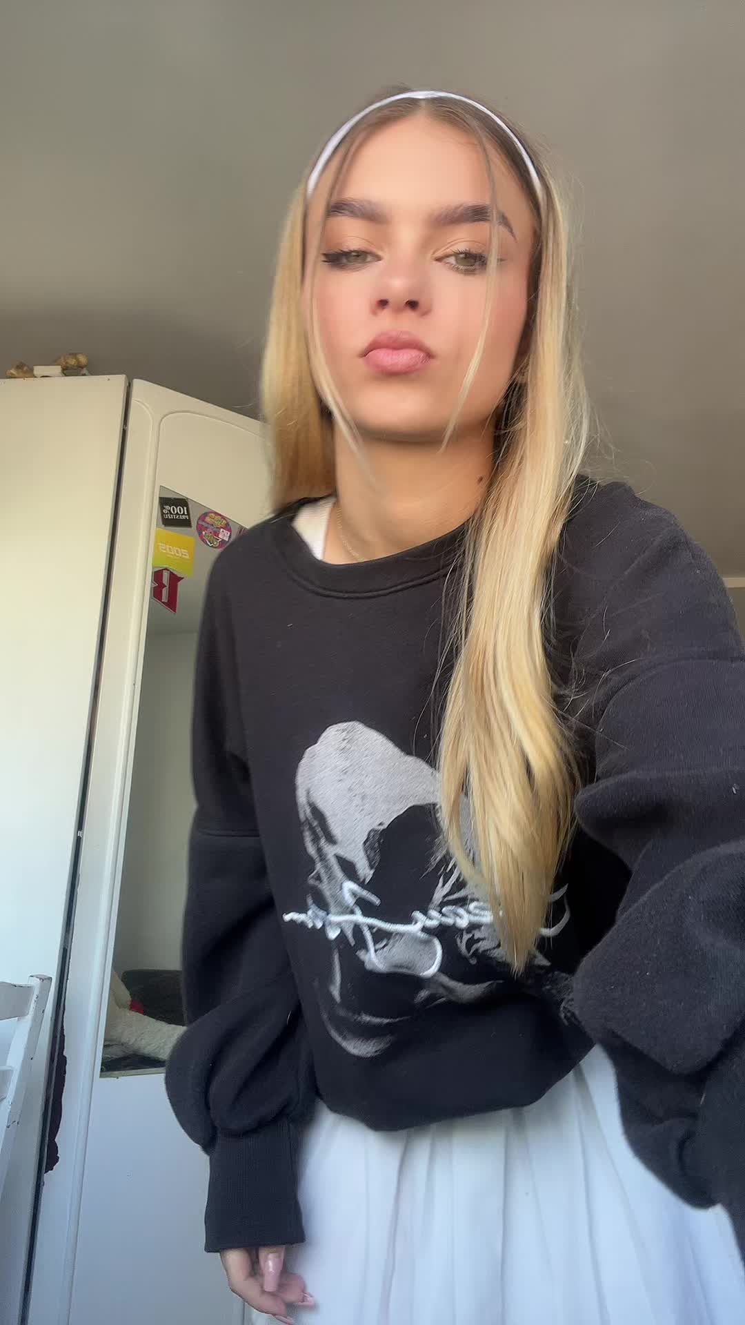 @wxyziaiaj