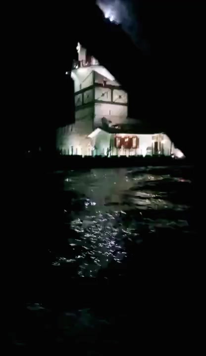@D&ouml;nersen Islık &Ccedil;al