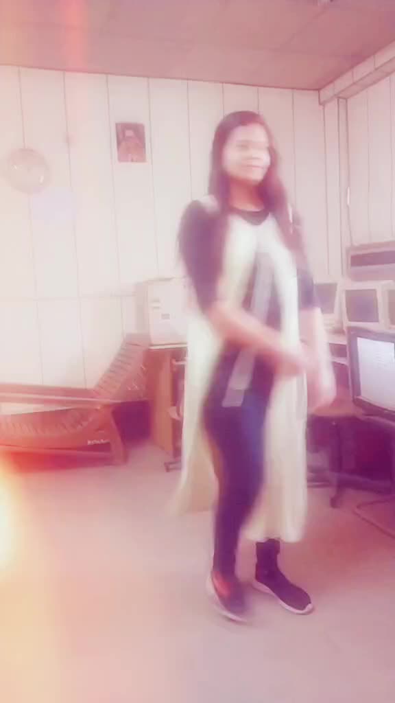 @smilymeethi