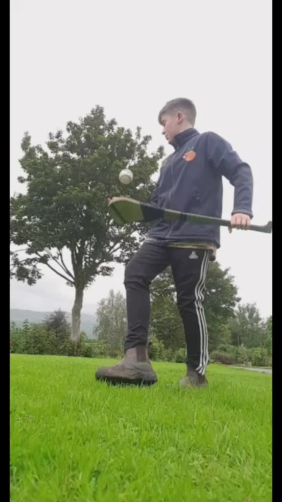 @flat out piking silage👌👍😂