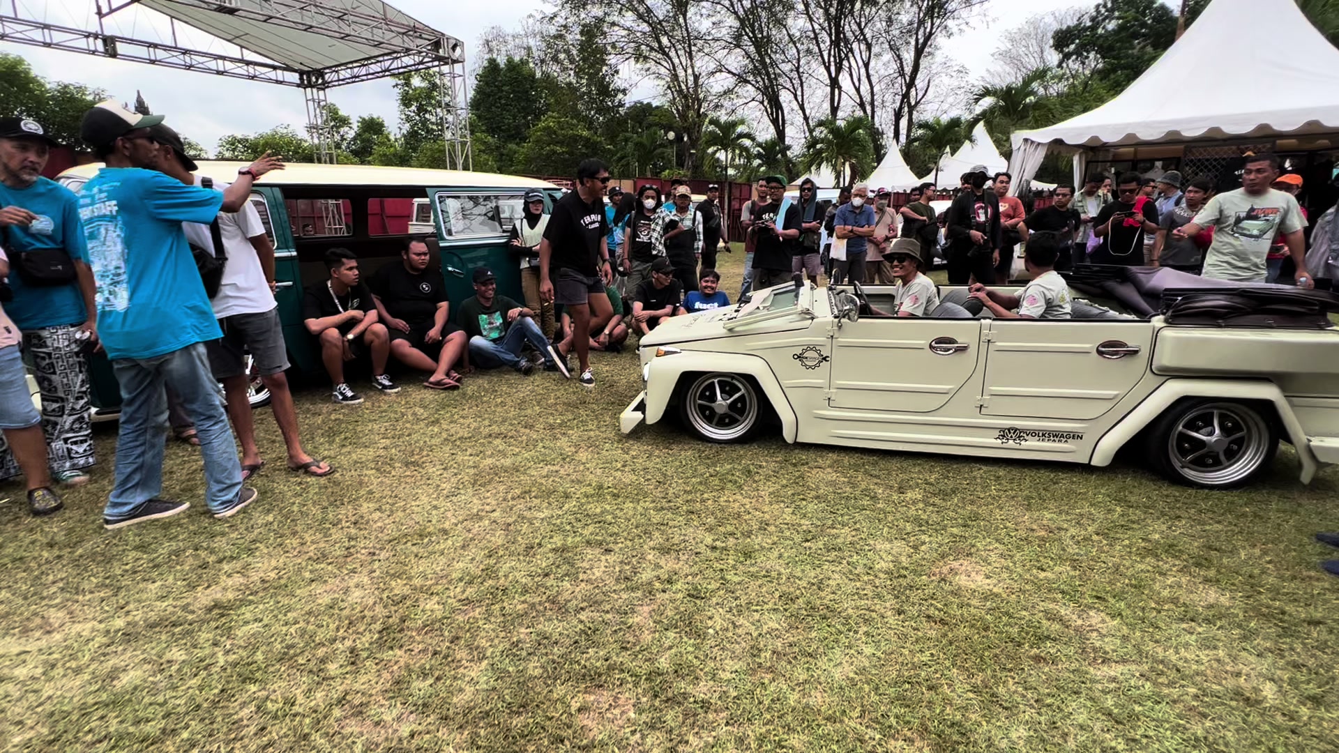 @Poetragold_official vw garage