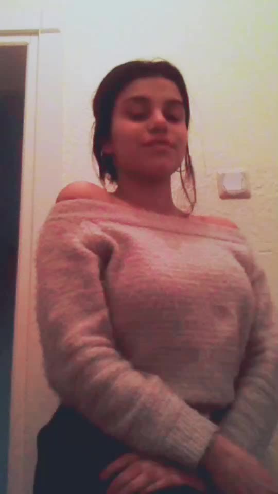 @G&uuml;lenay Selen