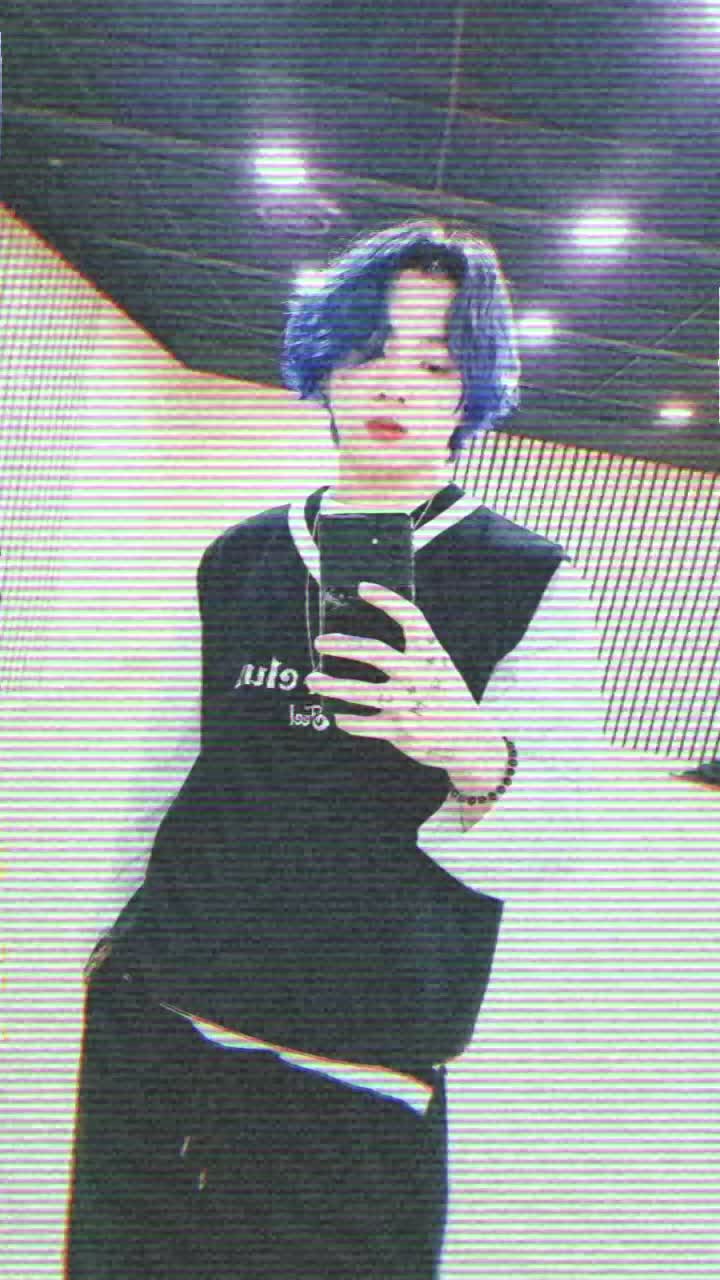 @๐ฆ๐๐จ๐จ๐ค๐ข๐.โท โง