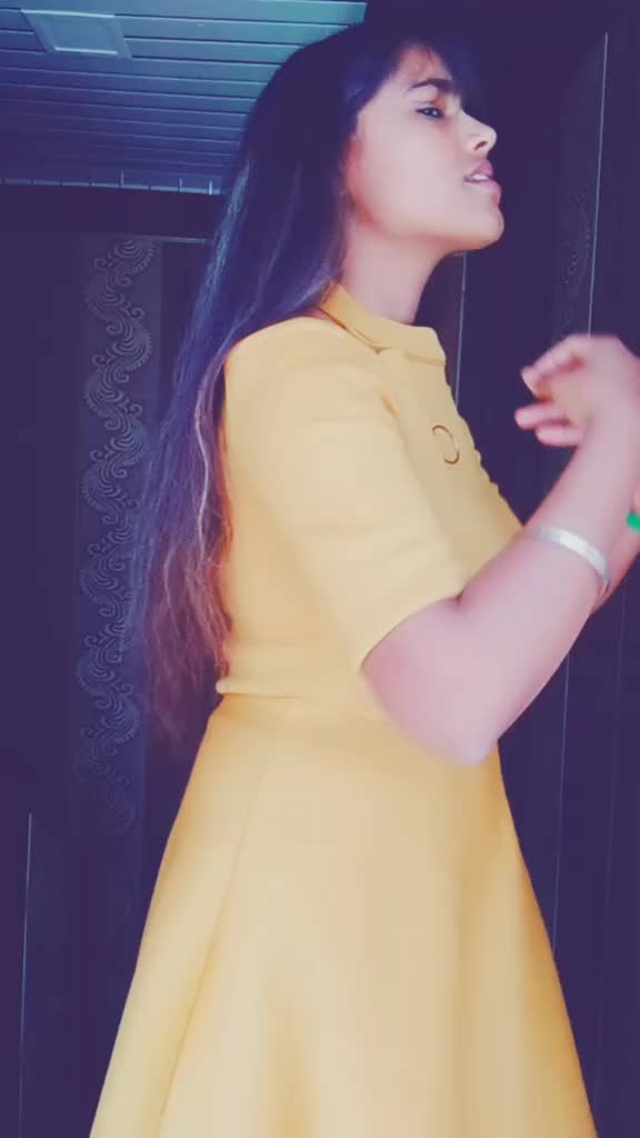 @UrvashiAmmY