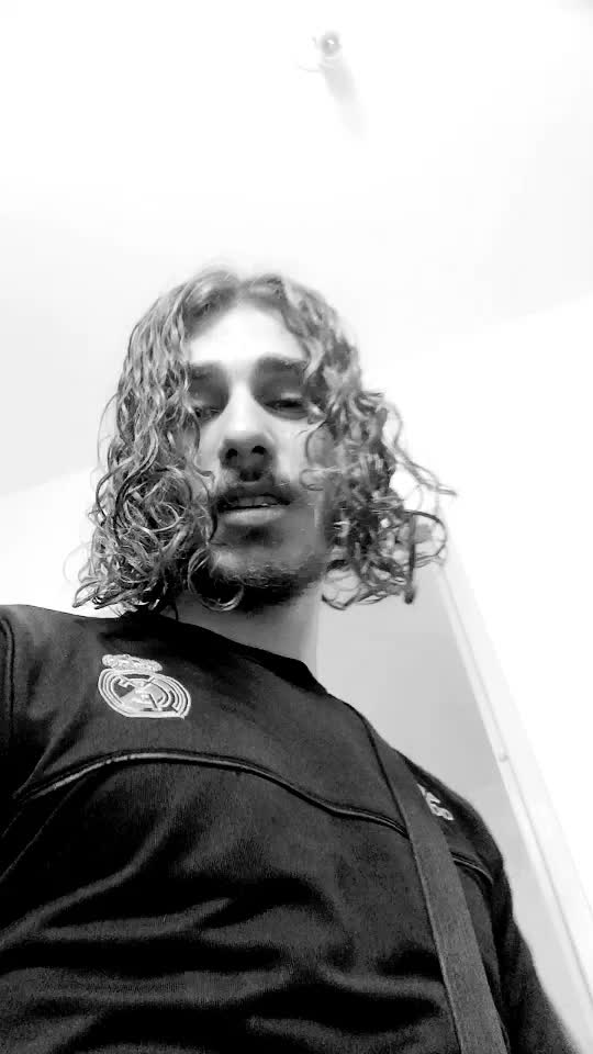 @Lp7__ts
