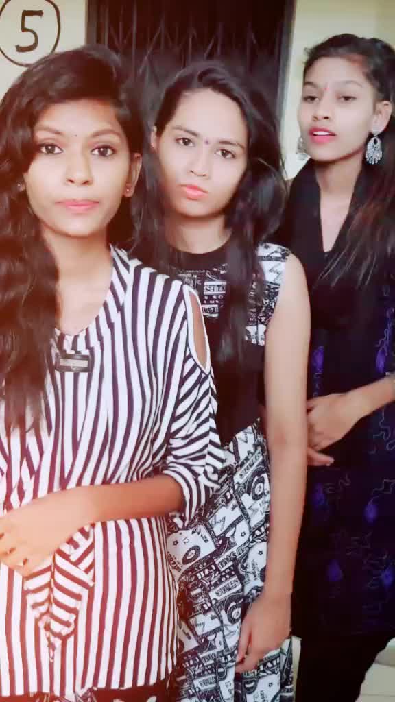@😘 Maahi 😘