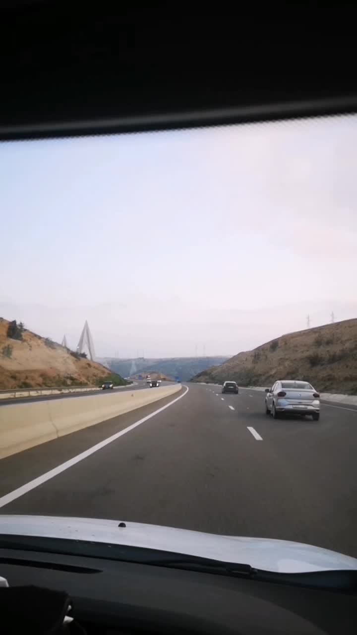 @tarikkhomssi