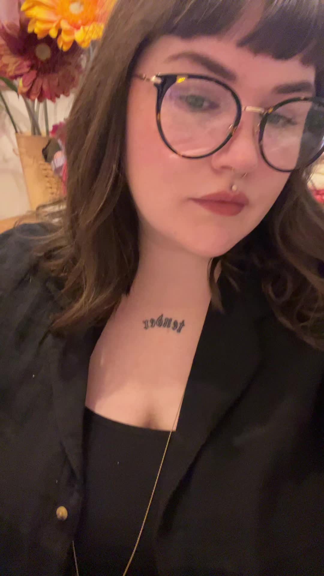 @Alayna