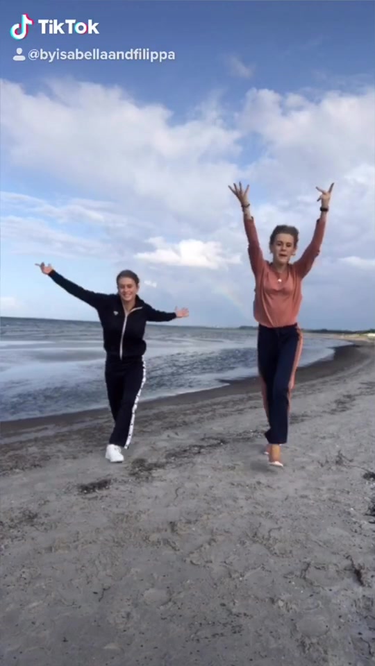 @🍀Isabella & Filippa🍀