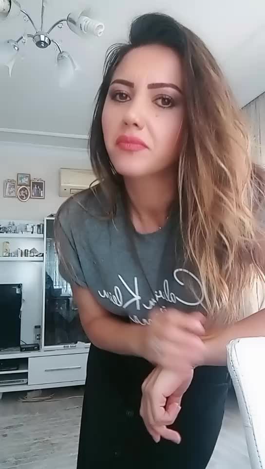 @Hülya Duzovali