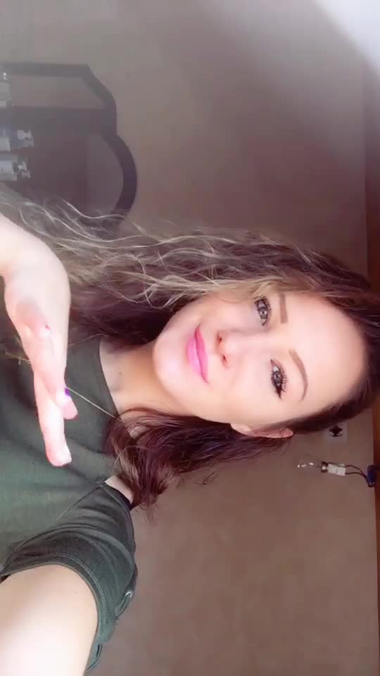 @caroline.tinss