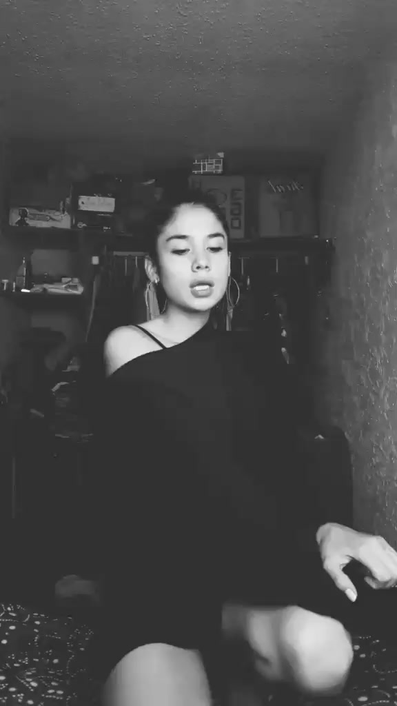 @Esmeralda01