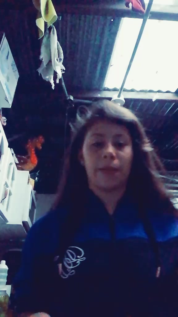 @¶:v nicole <3