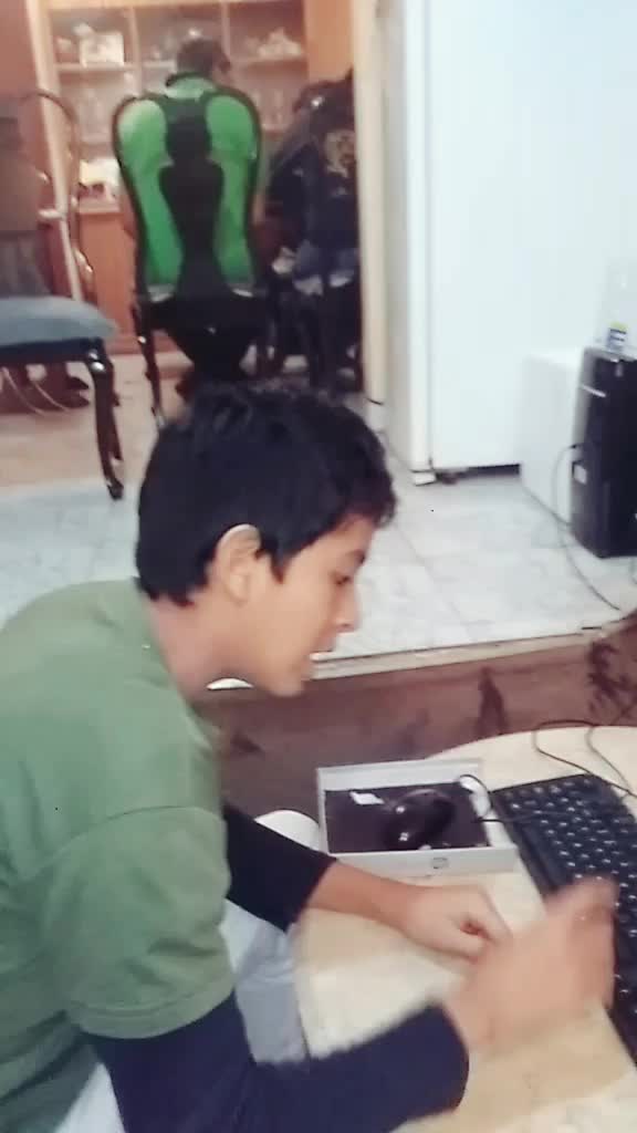 @AxelTheCrack