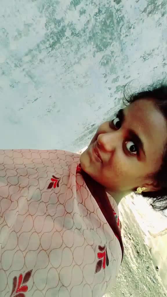 @menaka qt