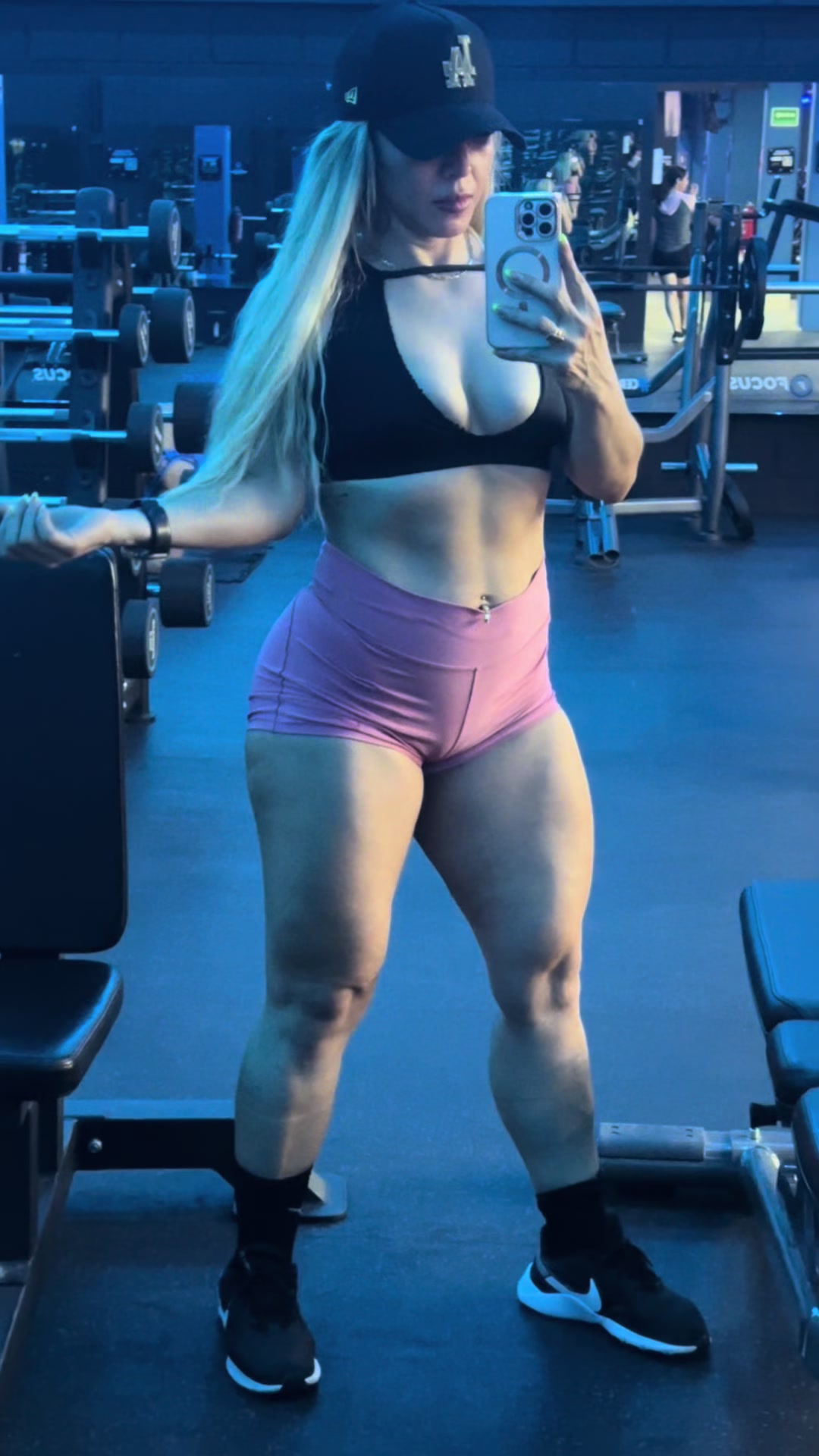 @Laurita Sanchez
