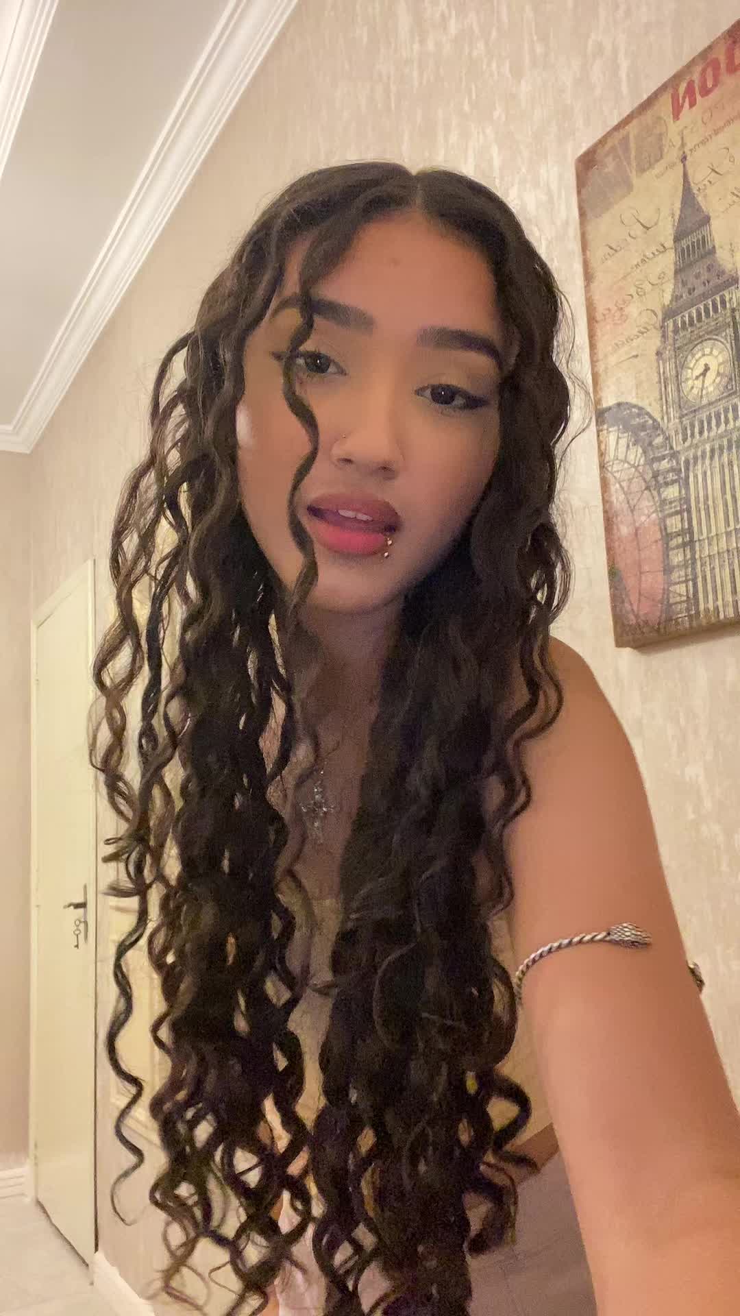 @c4m1lly🌜